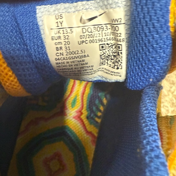 Nike Kyrie Flytrap 6 PS kaleidoscope sneakers kids size 1 - Picture 5 of 5